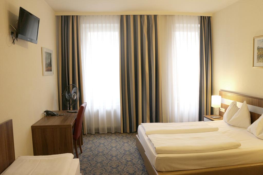 Hotel Carina Відень Екстер'єр фото