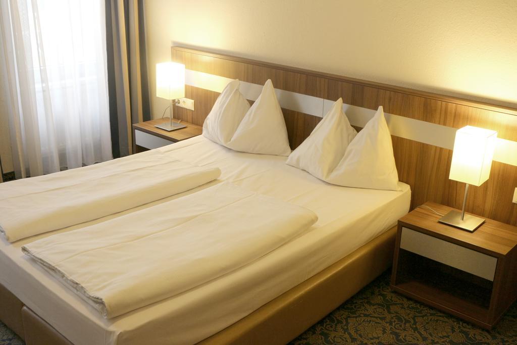 Hotel Carina Відень Екстер'єр фото